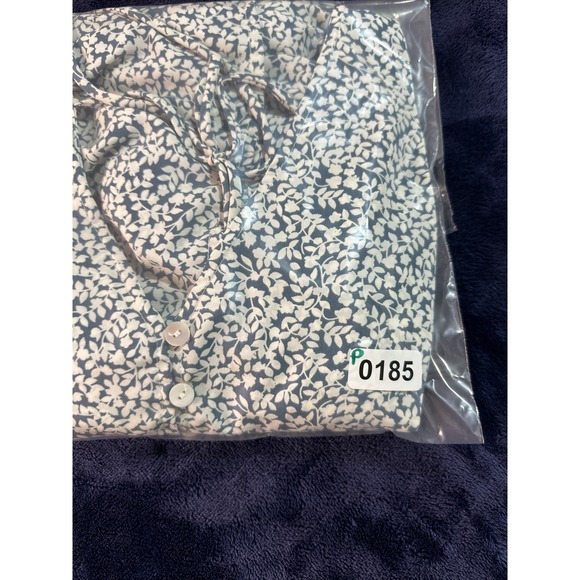 Vestique Top Blouse Size S Double Ruffle Sleeves White Blue Floral - Picture 15 of 15